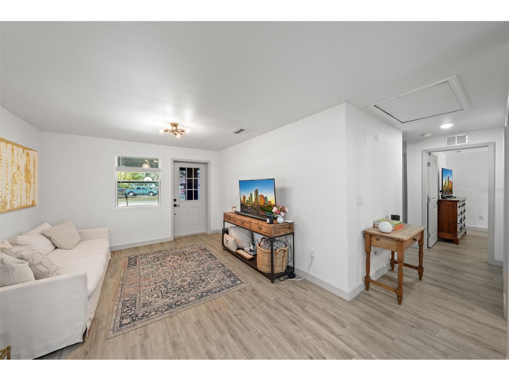1801 E Knollwood Street Tampa FL 33610 TB8489520 image12