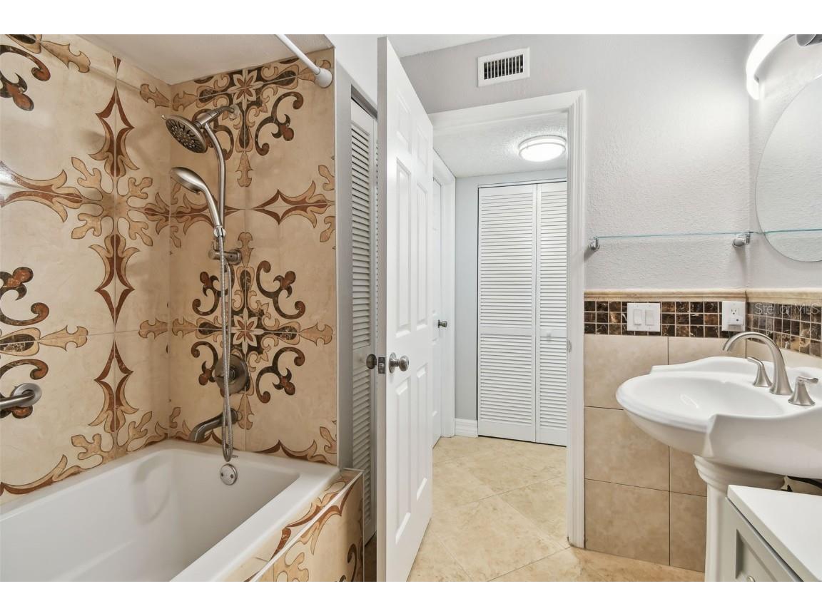 1801 E Lake Road #3A Palm Harbor FL 34685 TB8387876 image30