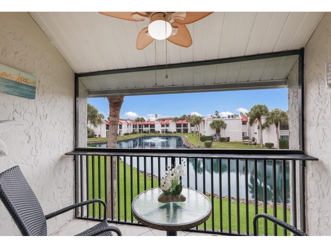 1801 Gulf Dr N #231 Bradenton Beach FL 34217 - POND A4594953 image1