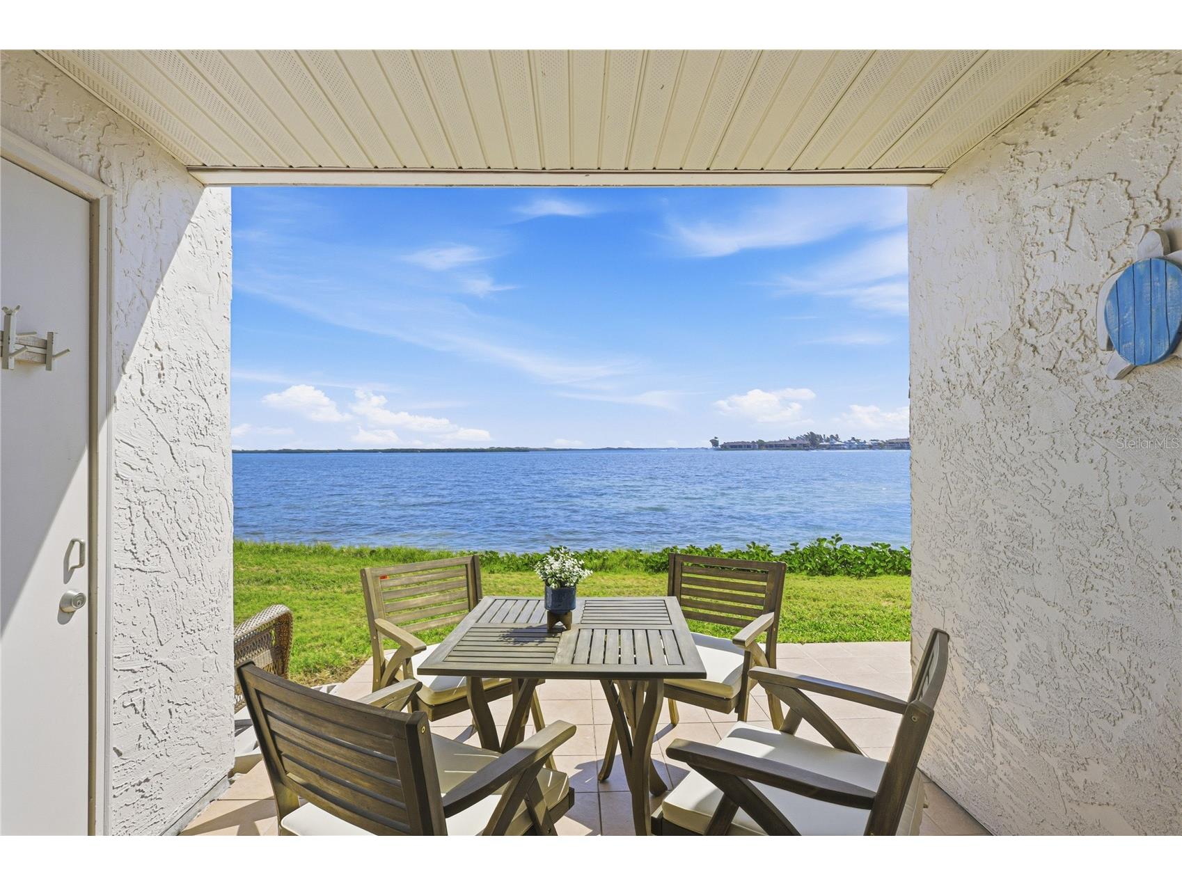 1801 Gulf Drive N #142 Bradenton Beach FL 34217 - ANNA MARIA SOUND A4688086 image1
