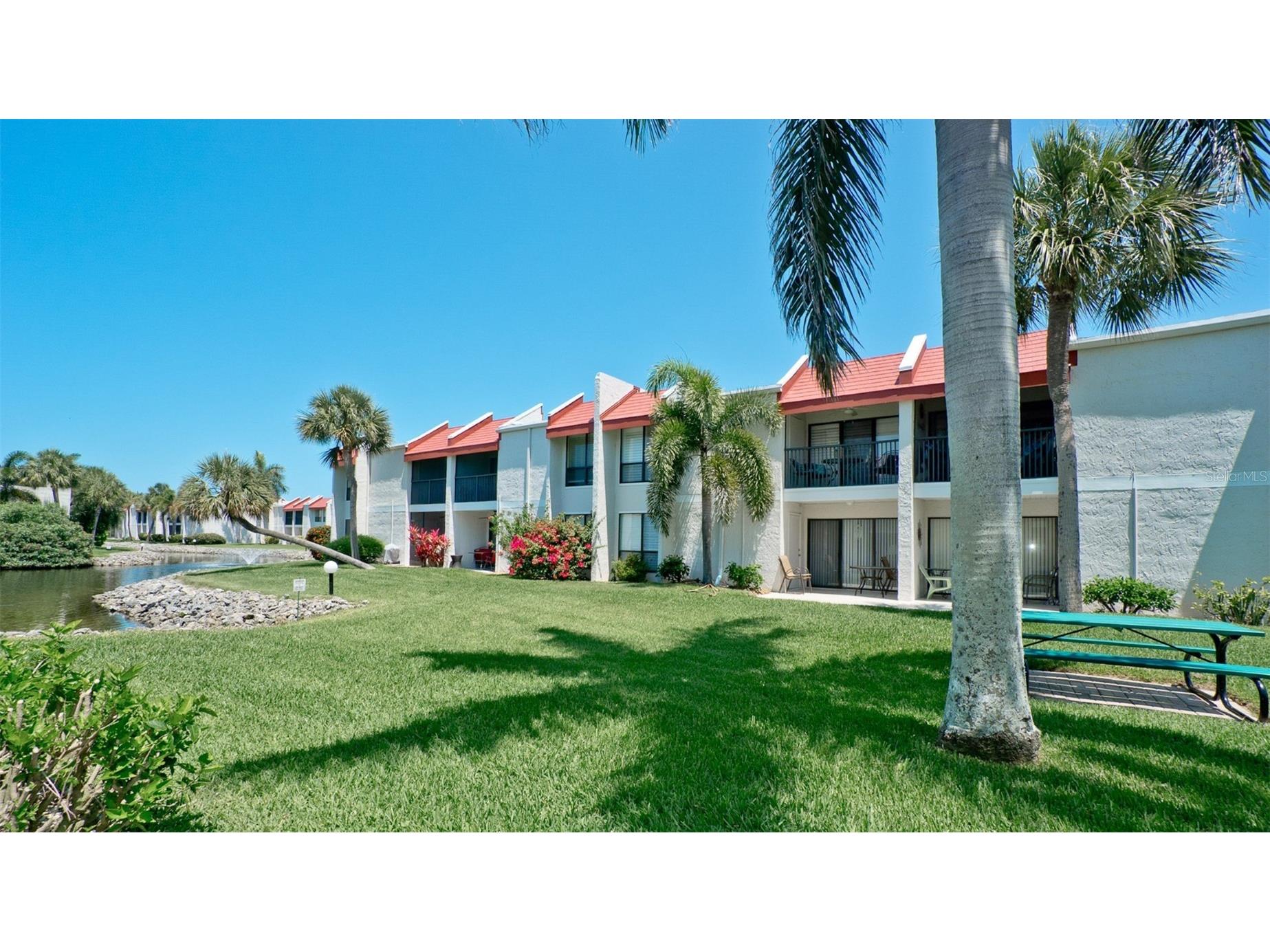 1801 Gulf Drive N #184 Bradenton Beach FL 34217 - ANNA MARIA SOUND / GULF OF MEX A4692755 image1