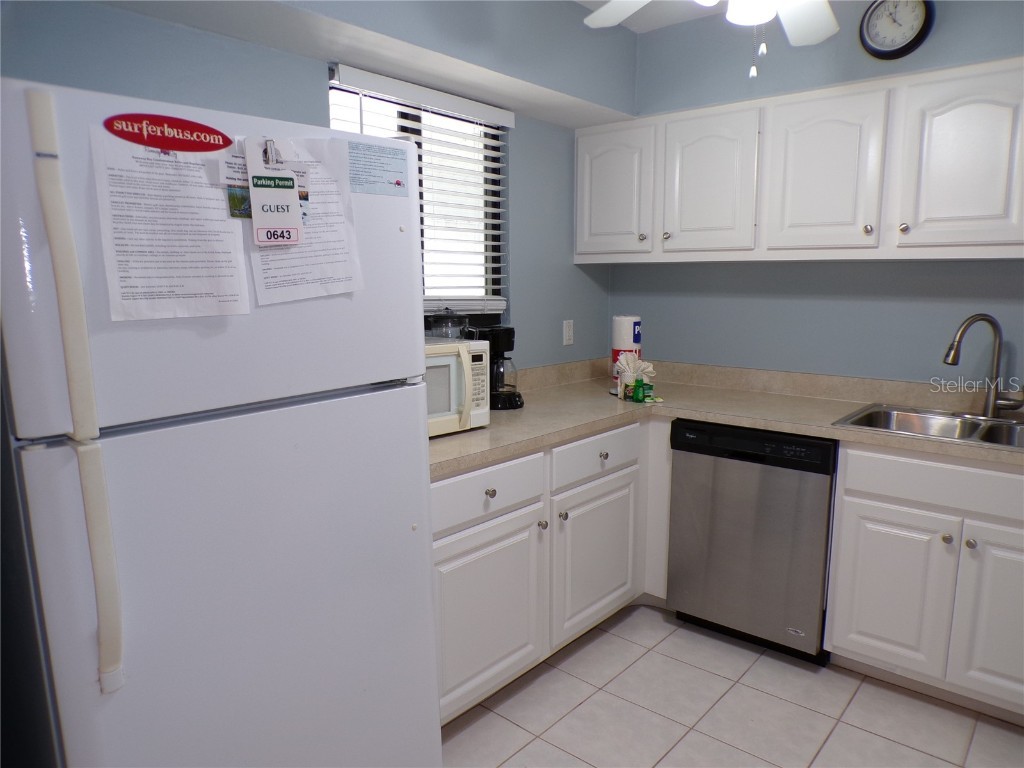 1801 Gulf Drive N #207 Bradenton Beach FL 34217 A4655408 image12