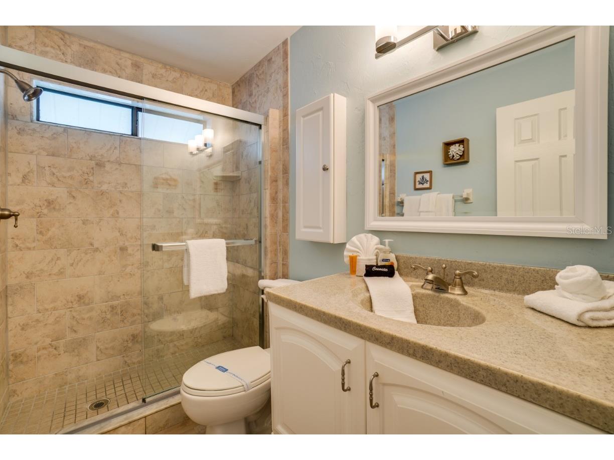 1801 Gulf Drive N #211 Bradenton Beach FL 34217 A4678617 image12