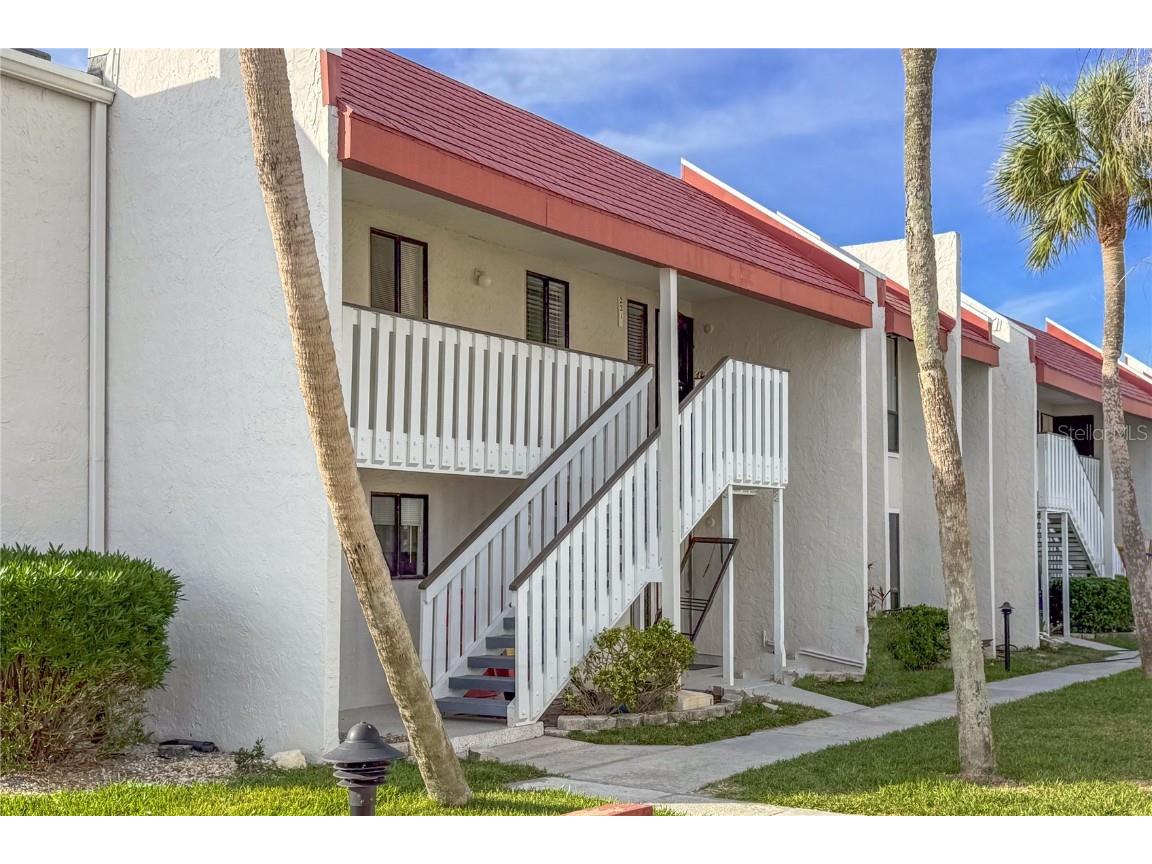 1801 Gulf Drive N #222 Bradenton Beach FL 34217 - SARASOTA BAY & GULF OF MEXICO A4629741 image1