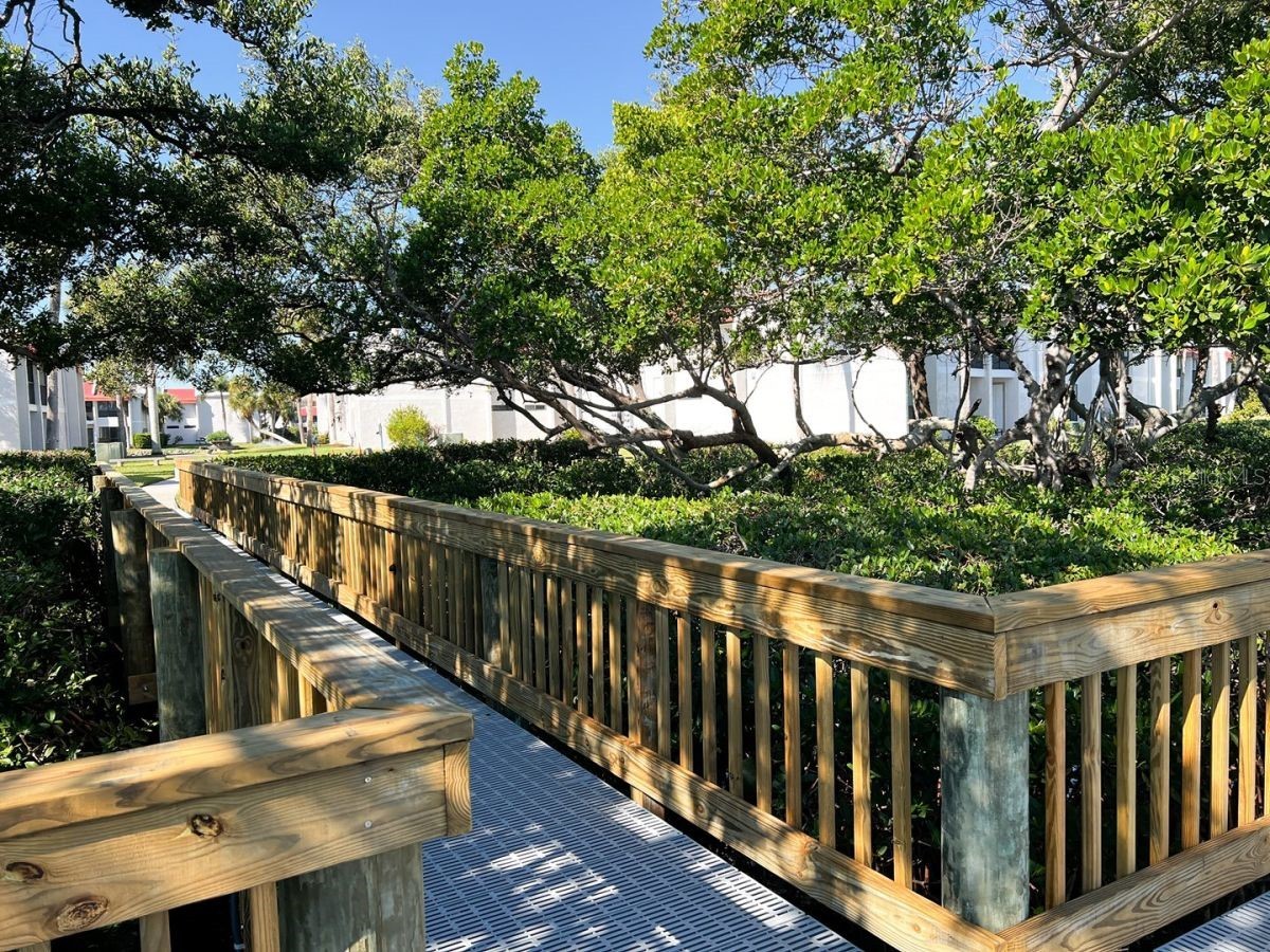 1801 Gulf Drive N #266 Bradenton Beach FL 34217 - SARASOTA BAY A4692935 image25