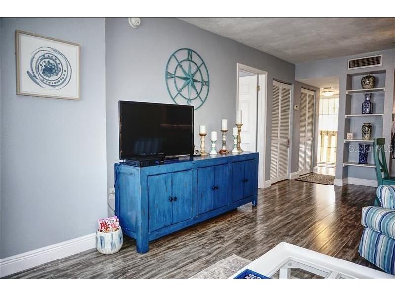 1801 Gulf Drive N #266 Bradenton Beach FL 34217 - SARASOTA BAY A4692935 image5