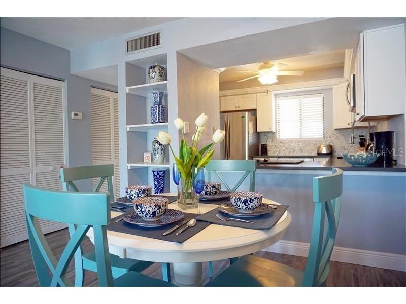 1801 Gulf Drive N #266 Bradenton Beach FL 34217 - SARASOTA BAY A4692935 image7