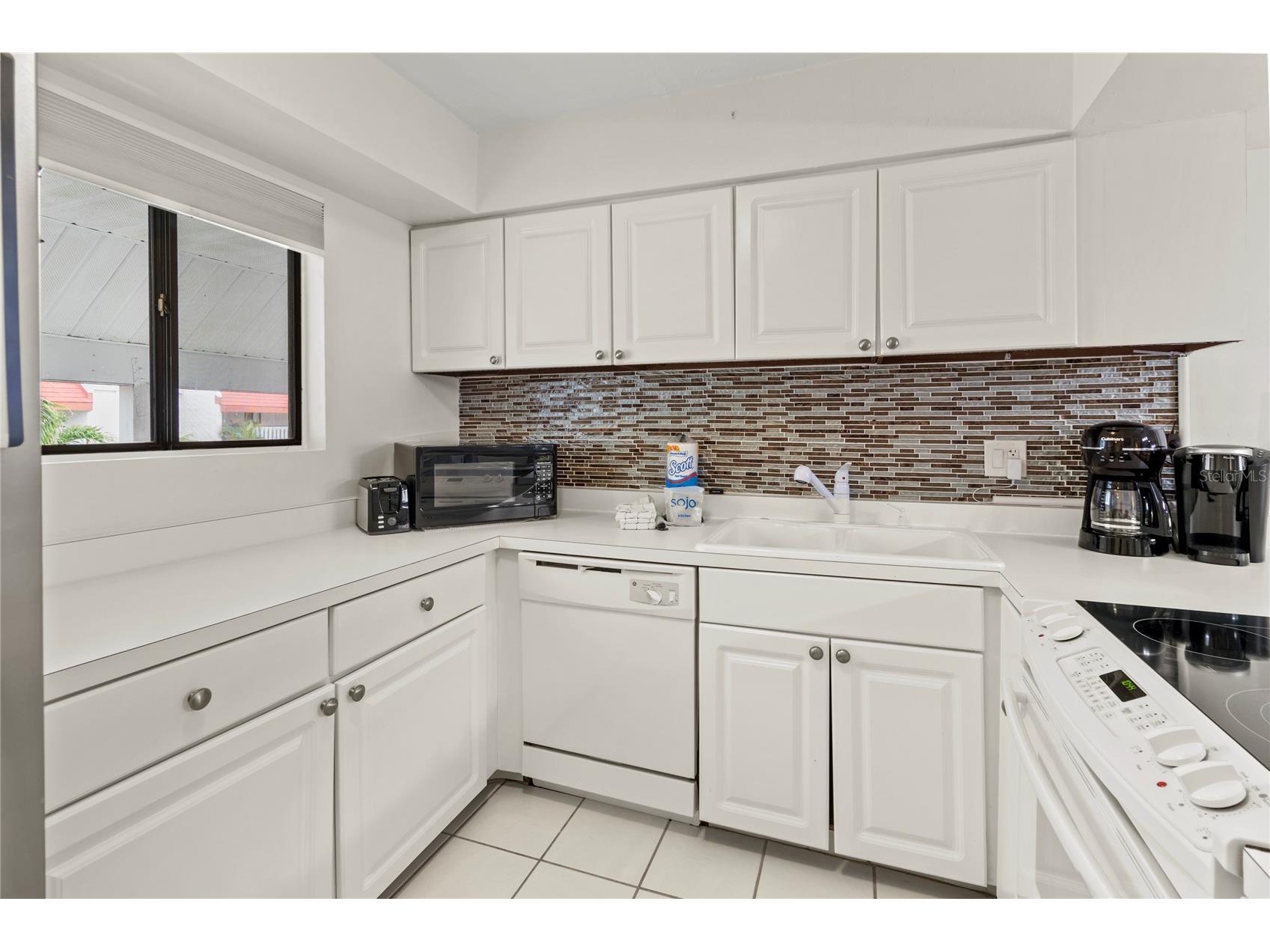 1801 Gulf Drive N #275 Bradenton Beach FL 34217 A4685246 image33