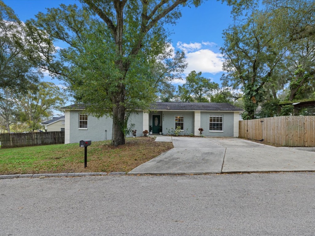 1801 Hillside Drive Tampa FL 33610 T3494926 image1