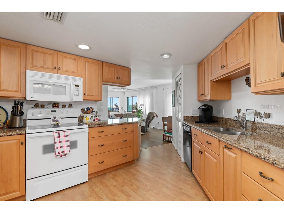 1801 Jamaica Way #112 Punta Gorda FL 33950 C7503577 image17