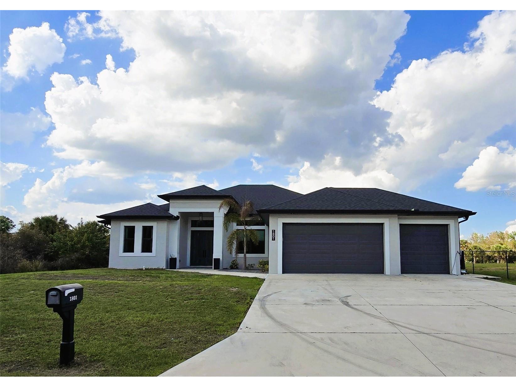 1801 Johannesberg Road North Port FL 34288 A4685264 image1