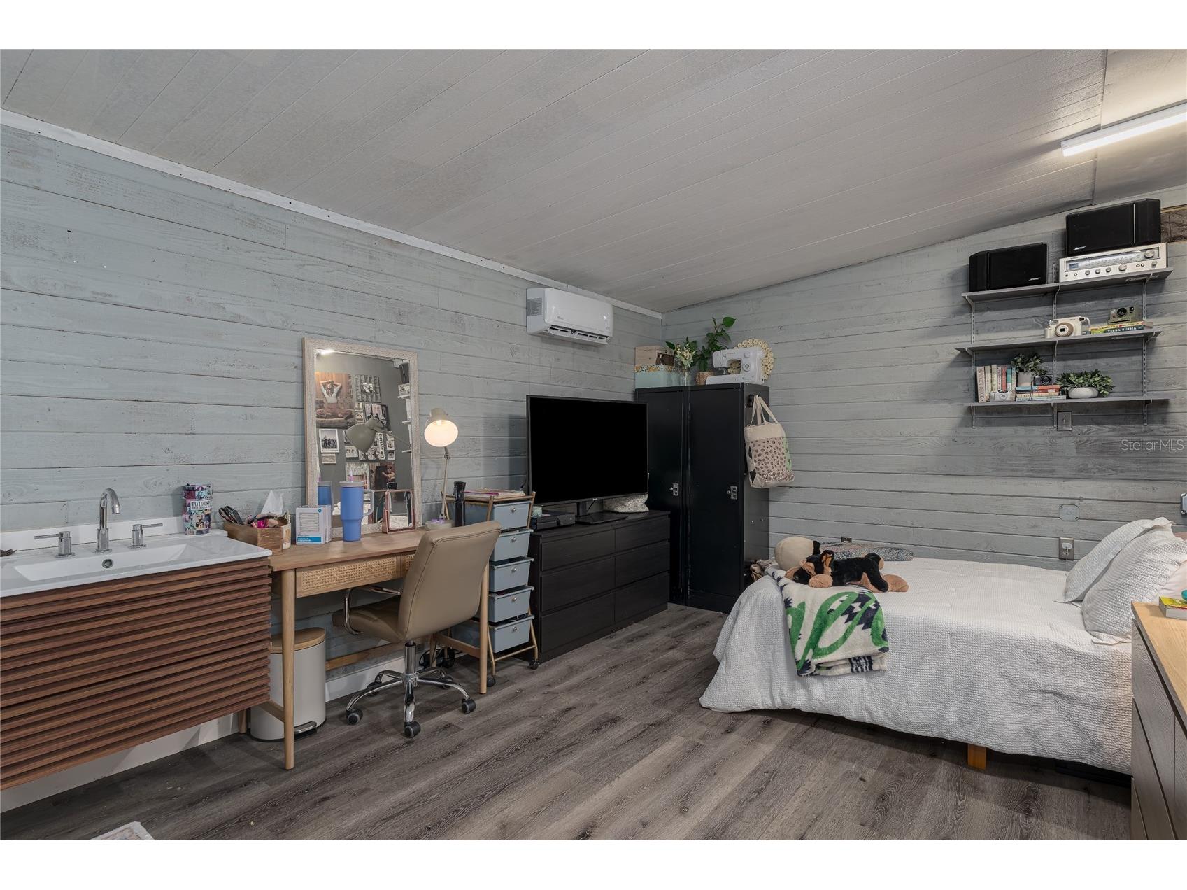 1801 Marilyn Avenue Bradenton FL 34207 - INTERCOASTAL WATERWAY A4653868 image29