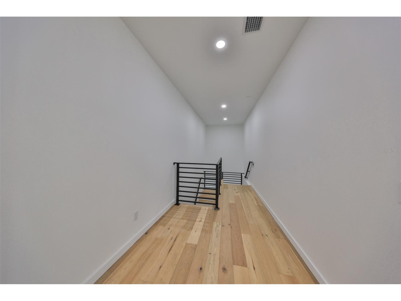 1801 N Morgan Street #5 Tampa FL 33602 TB8502747 image23