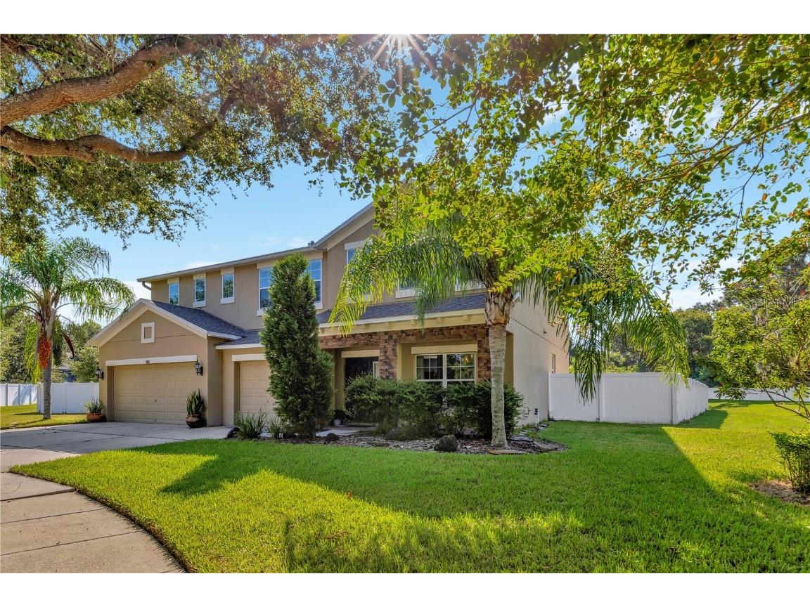 1801 Raven Manor Drive Dover FL 33527 - Long Pond T3521603 image1