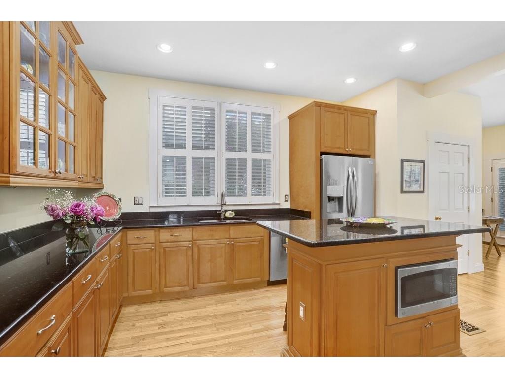 1801 W Hills Avenue Tampa FL 33606 TB8461689 image10