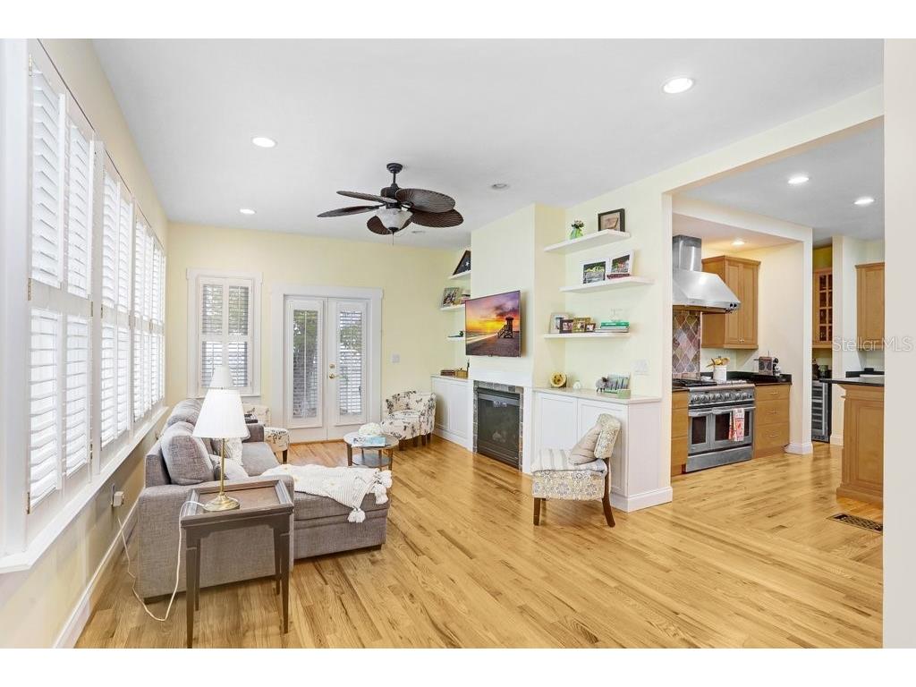 1801 W Hills Avenue Tampa FL 33606 TB8461689 image12