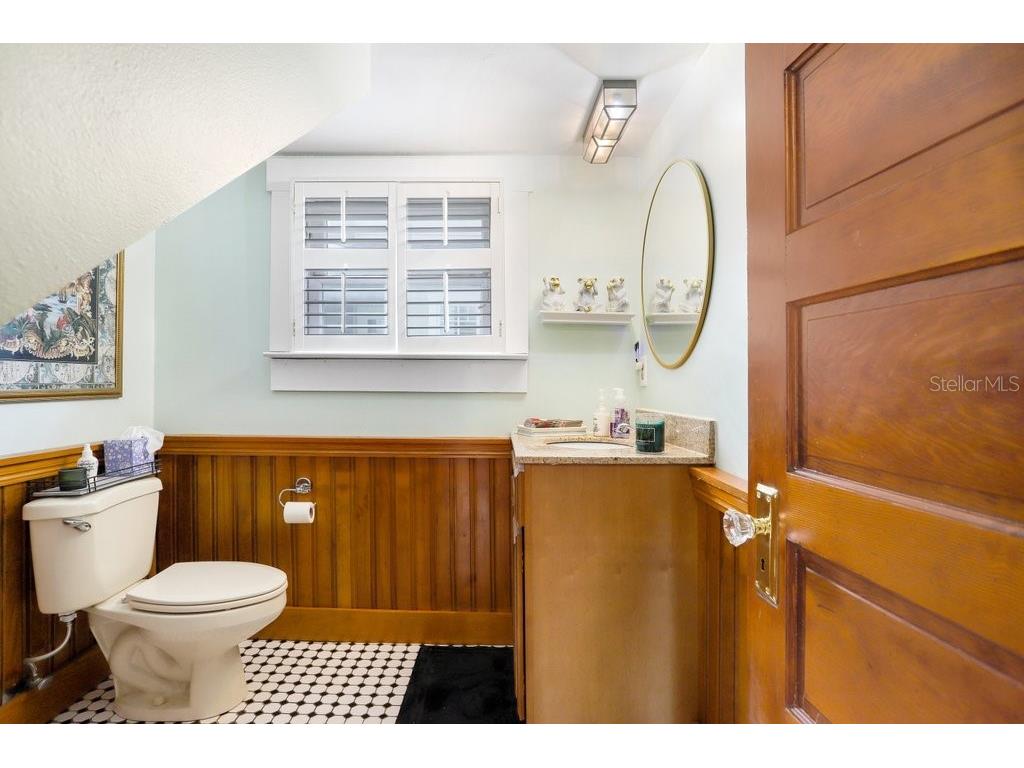1801 W Hills Avenue Tampa FL 33606 TB8461689 image15
