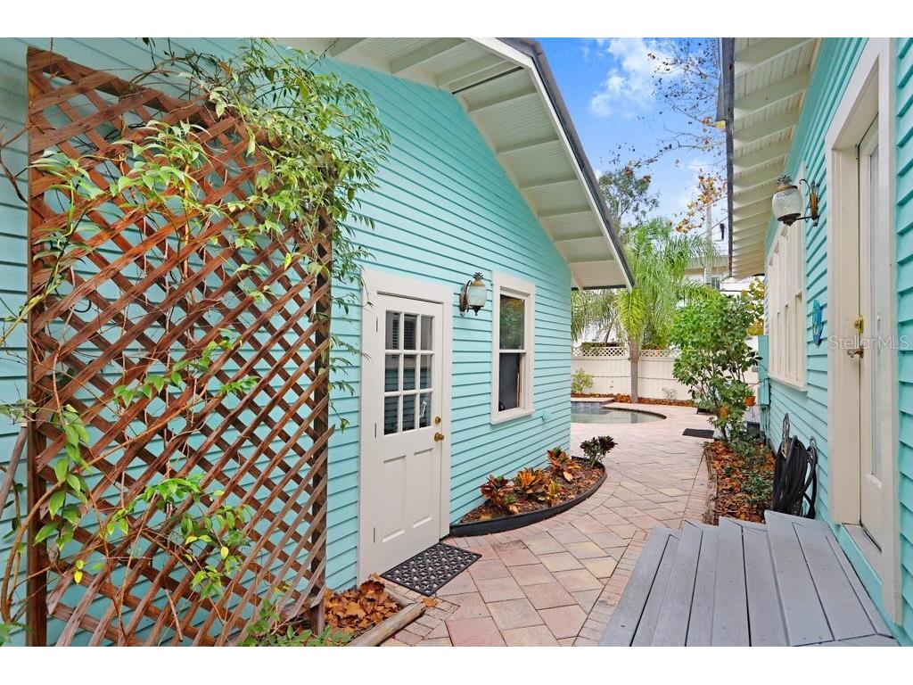 1801 W Hills Avenue Tampa FL 33606 TB8461689 image24