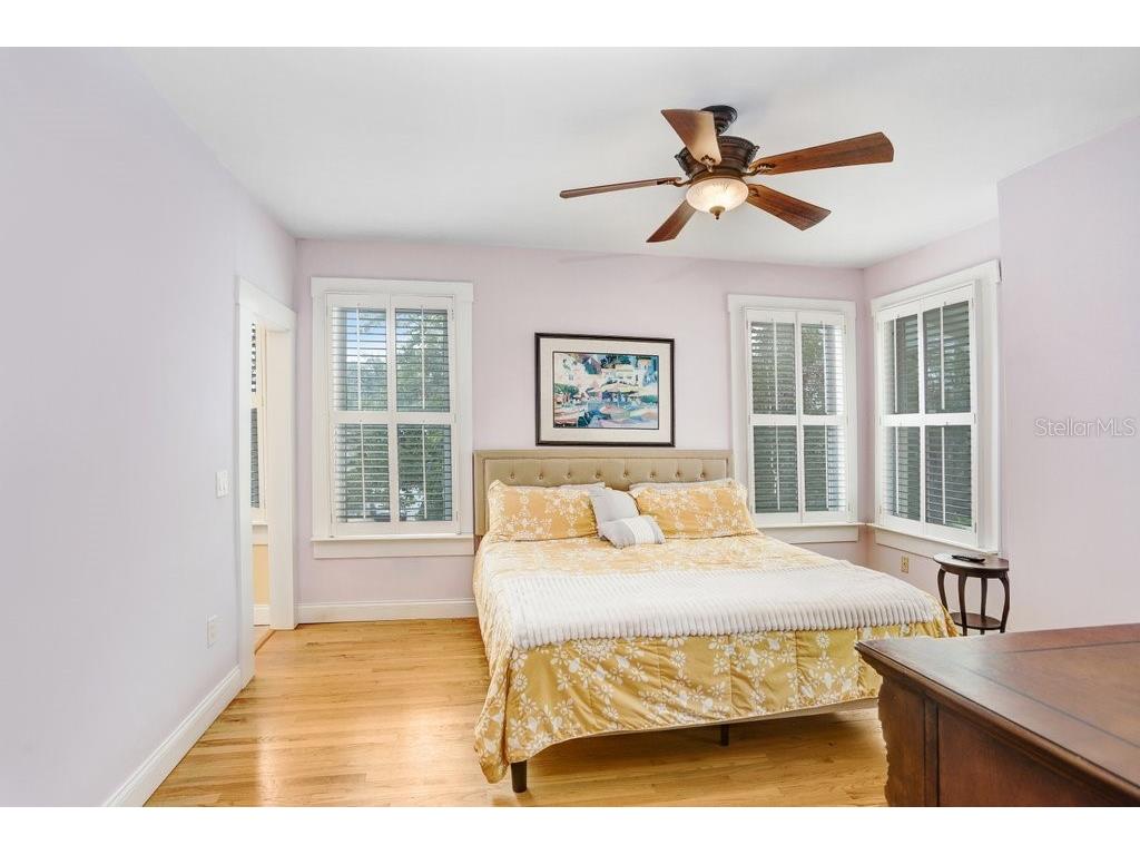 1801 W Hills Avenue Tampa FL 33606 TB8461689 image26