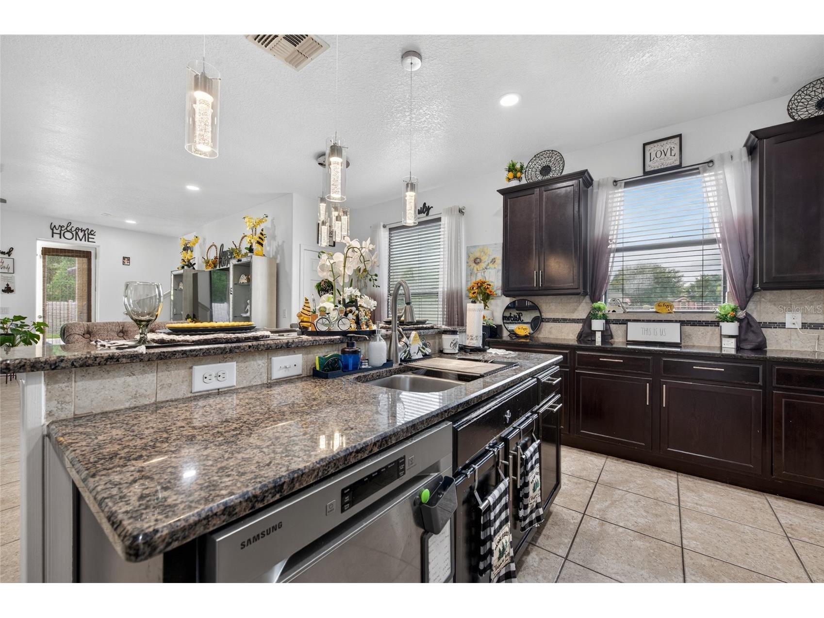 1801 Waterside Oaks Drive Orange City FL 32763 V4949489 image10