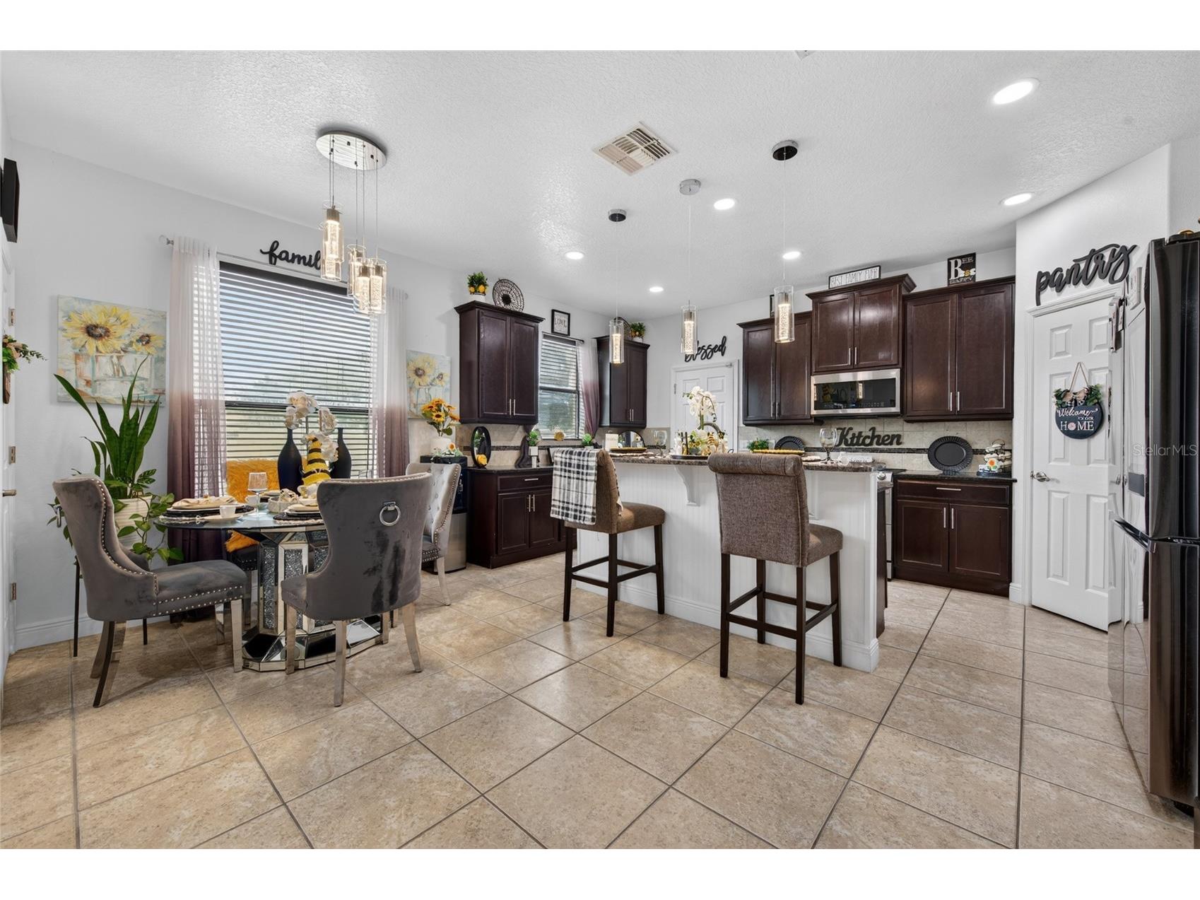 1801 Waterside Oaks Drive Orange City FL 32763 V4949489 image8