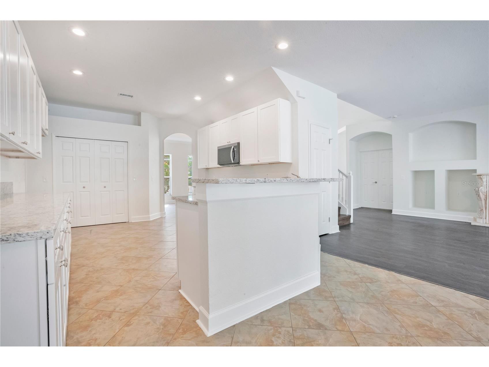 18013 Forest Retreat Lane Tampa FL 33647 O6405650 image16