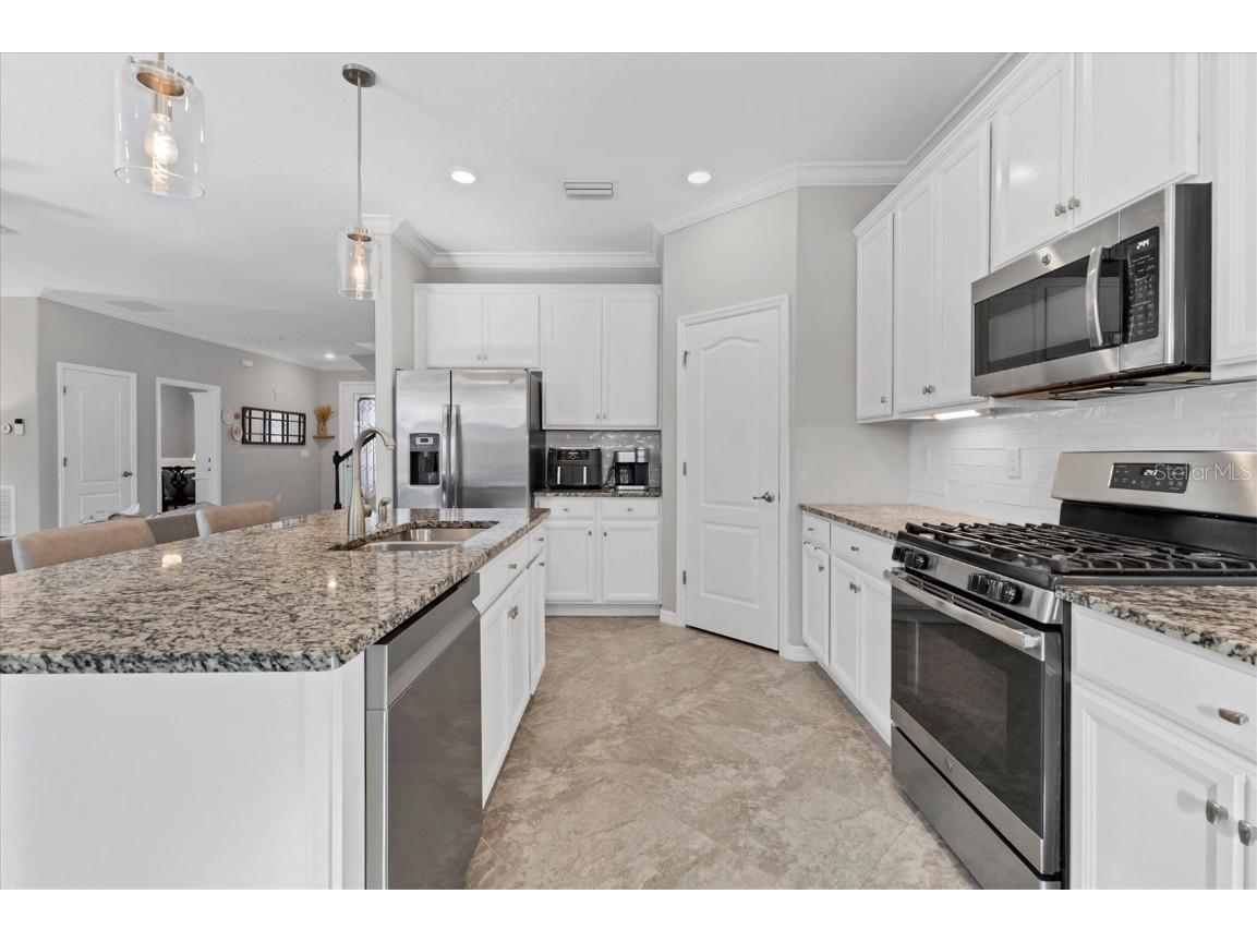 18013 Polo Trail Bradenton FL 34211 A4674182 image14