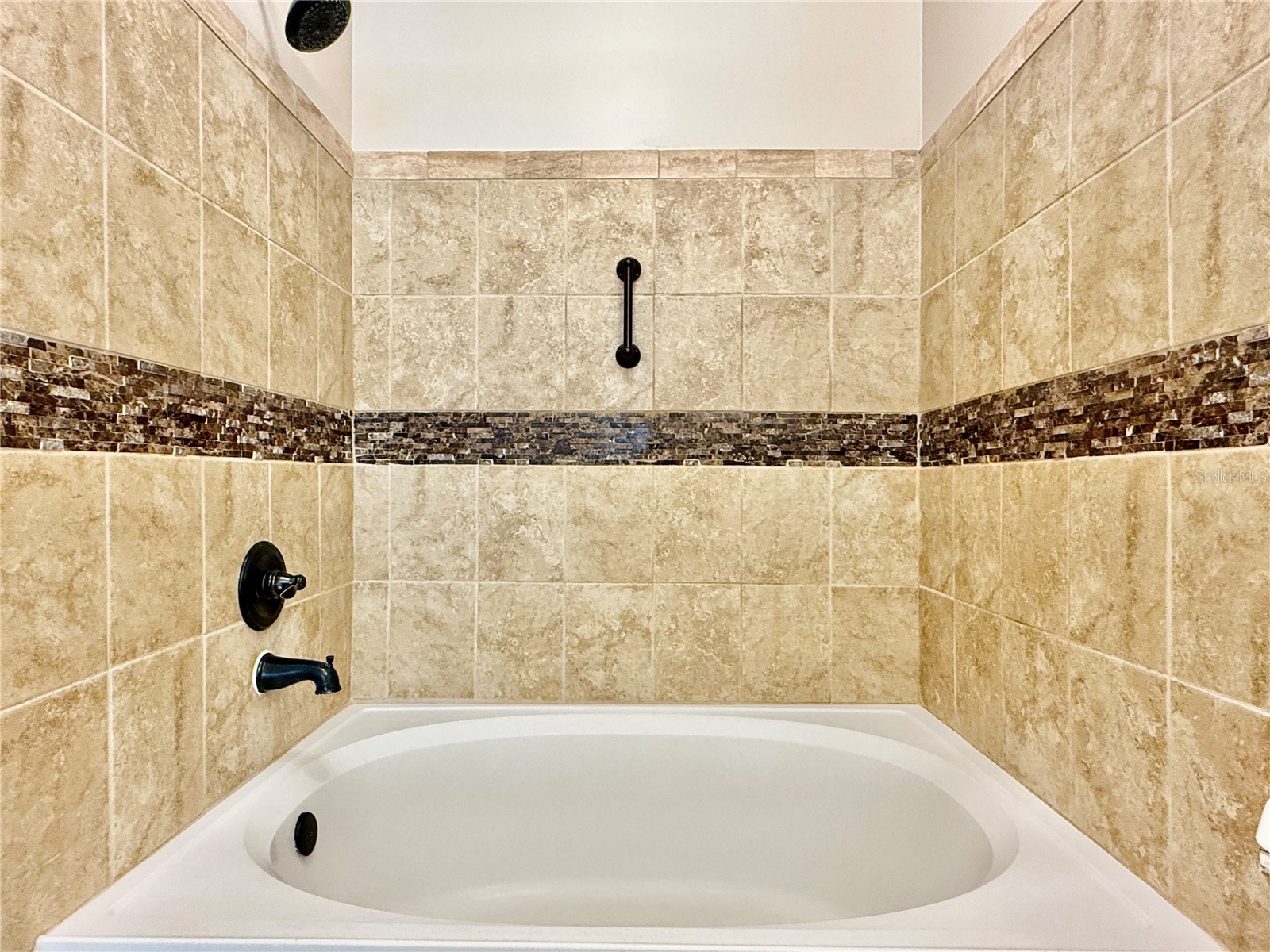 18013 Villa Creek Drive Tampa FL 33647 TB8479103 image24