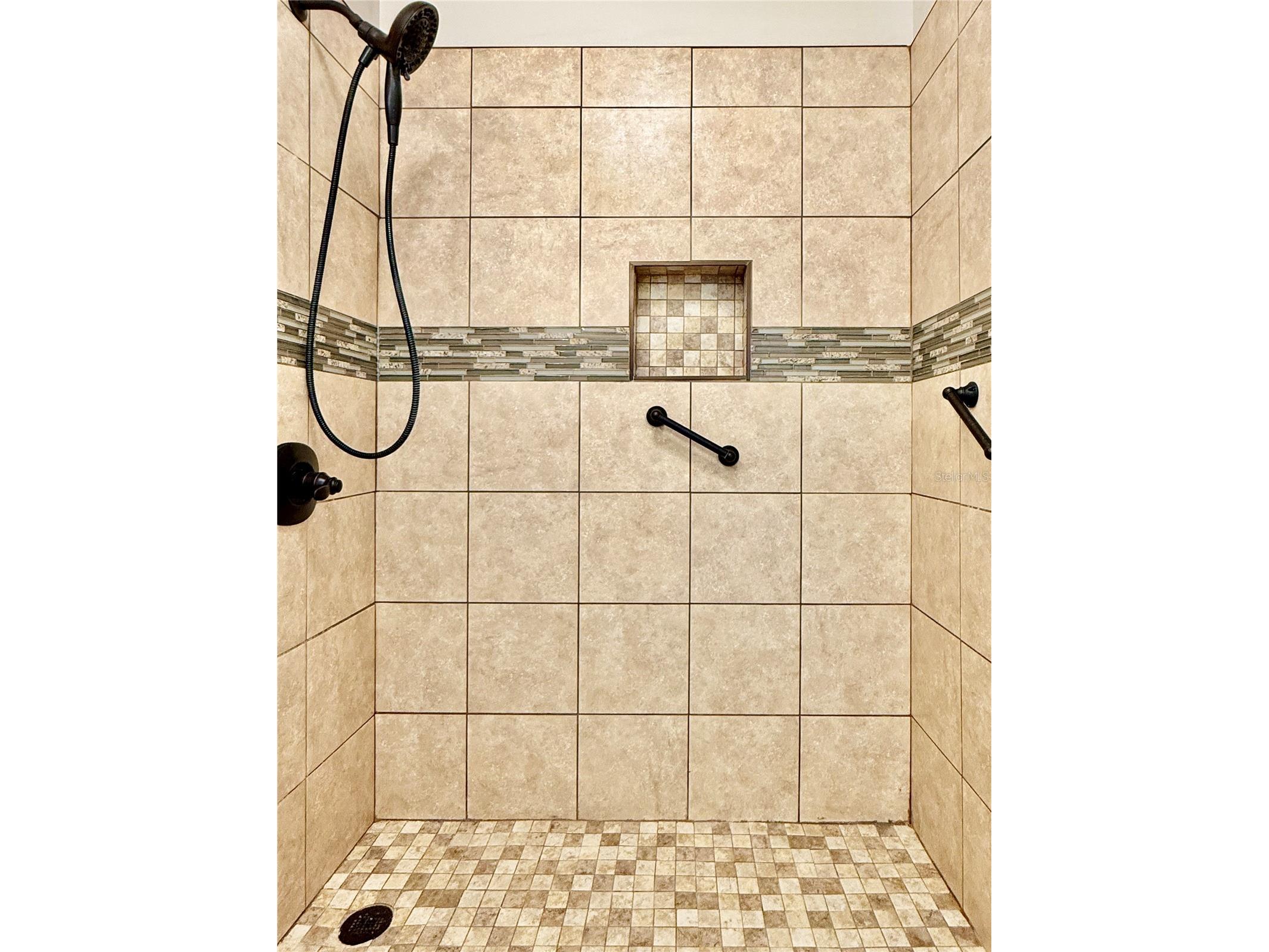 18013 Villa Creek Drive Tampa FL 33647 TB8479103 image33
