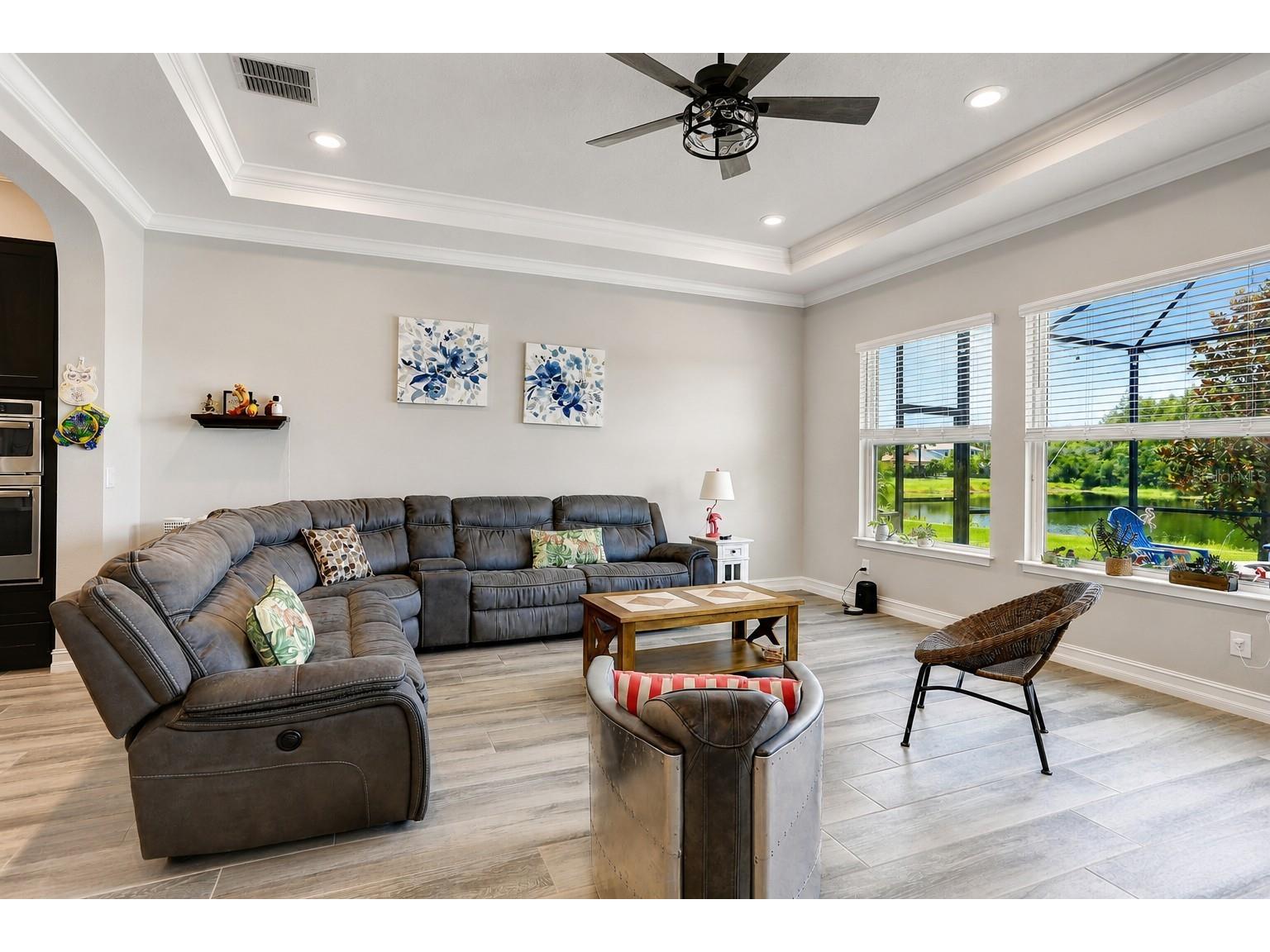 18014 Woodland View Drive Lutz FL 33548 TB8528425 image28