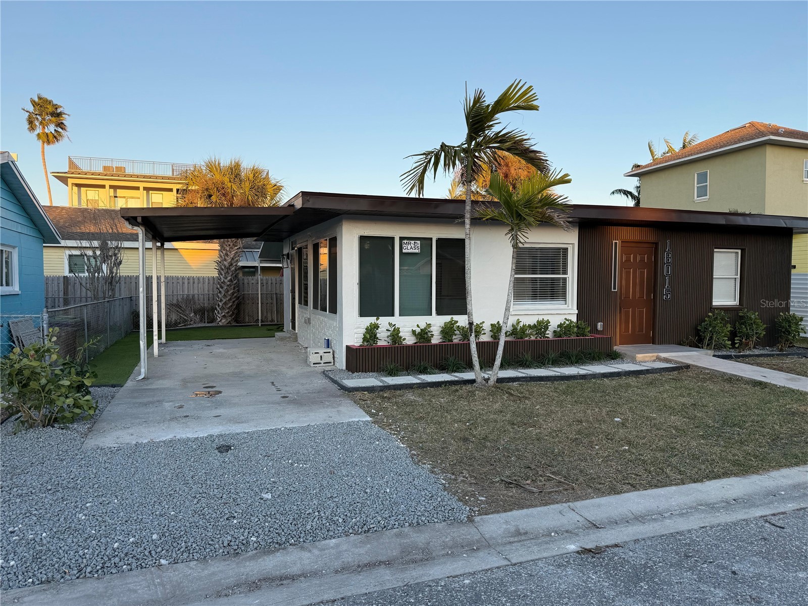 18015 2nd Street E Redington Shores FL 33708 TB8470452 image1