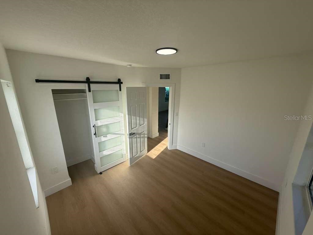 18015 2nd Street E Redington Shores FL 33708 TB8470452 image6