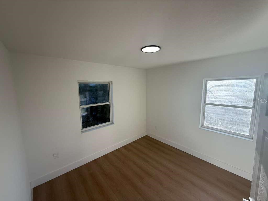 18015 2nd Street E Redington Shores FL 33708 TB8470452 image8