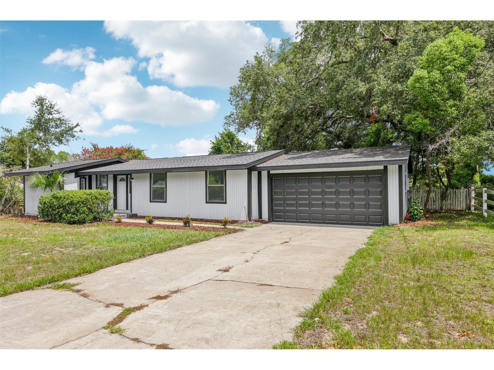 18015 Beach Street Umatilla FL 32784 O6322564 image1