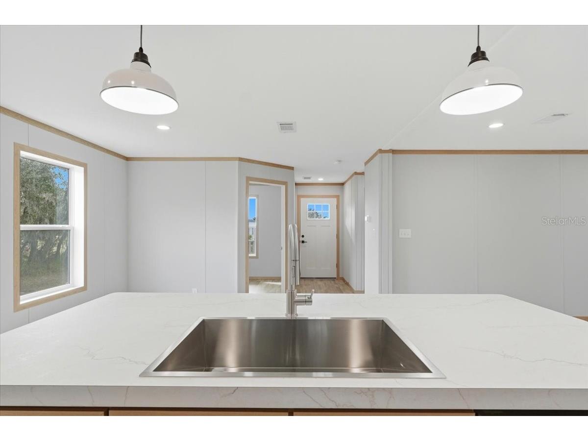 18015 SE 18th Street Silver Springs FL 34488 P4936514 image16