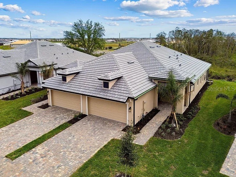 18016 Cherished Loop Bradenton FL 34211 A4649399 image1