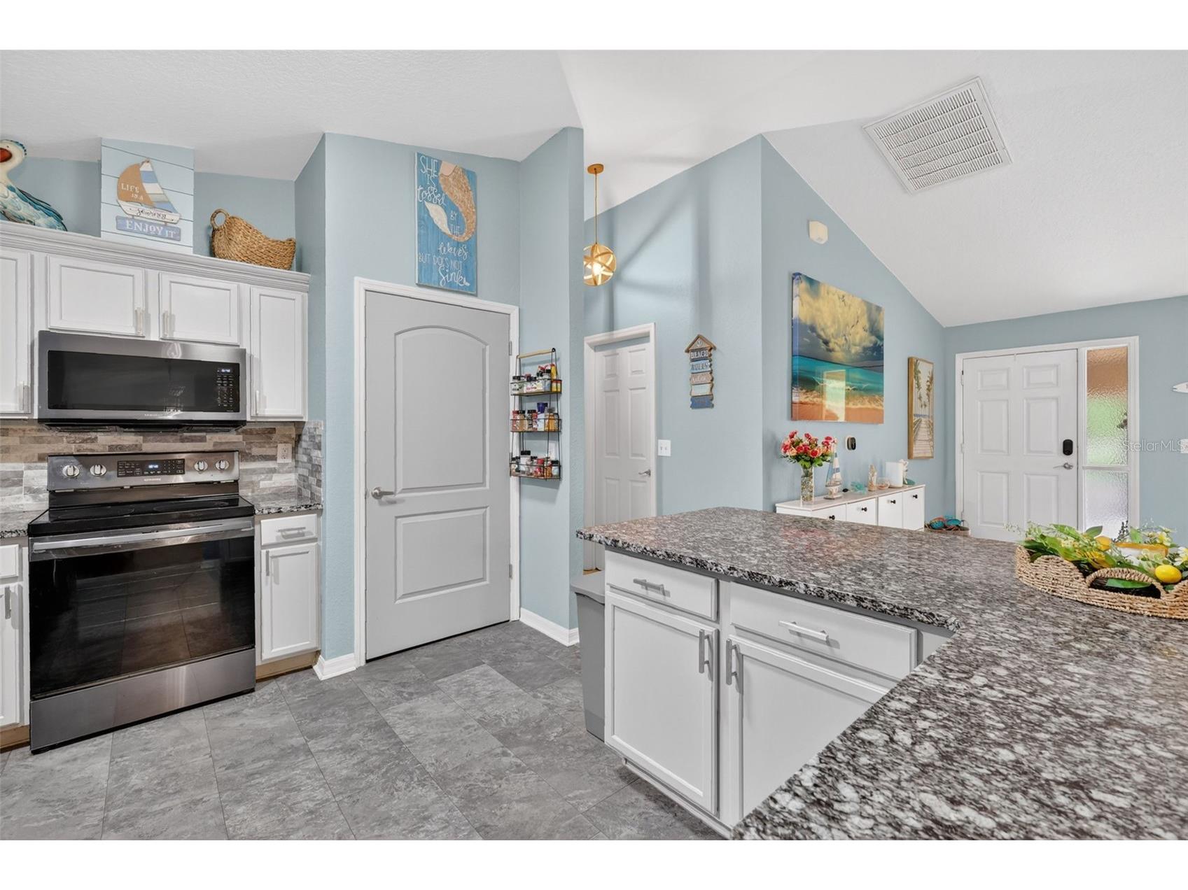 18018 SW 68th Loop Dunnellon FL 34432 OM725359 image14