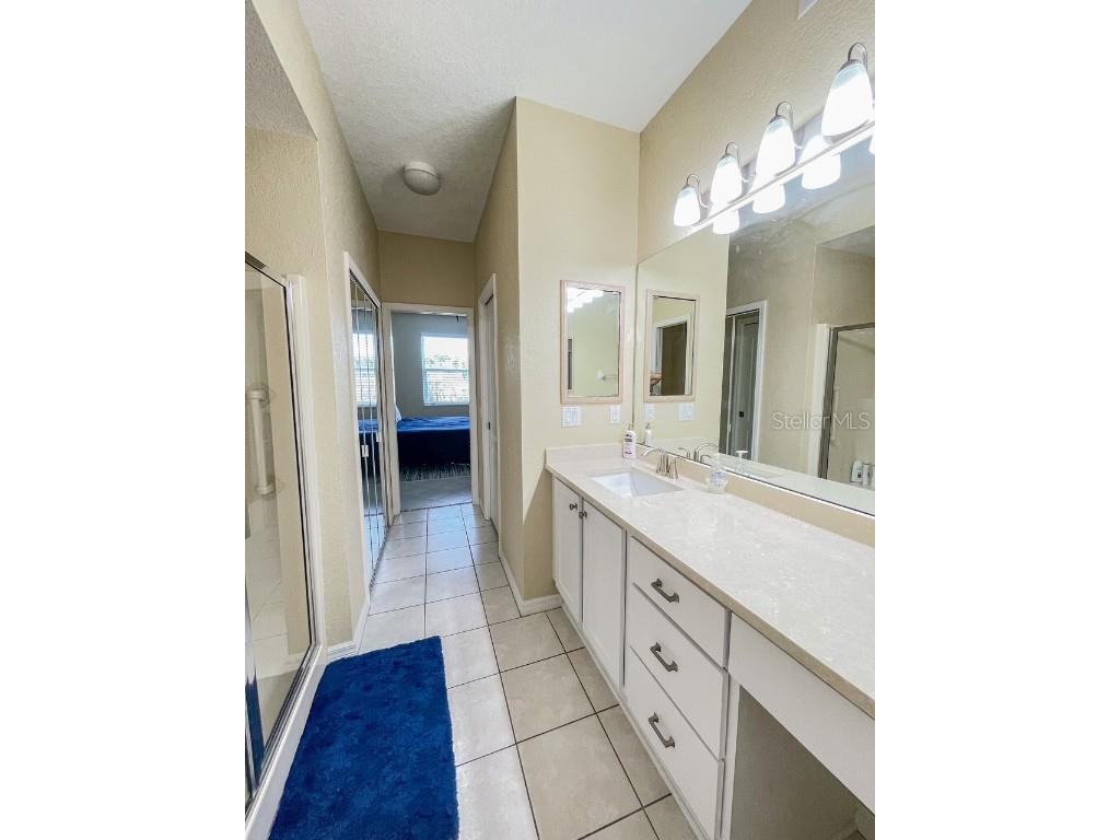 1802 Auburn Lakes Circle #3 Venice FL 34292 A4664575 image30