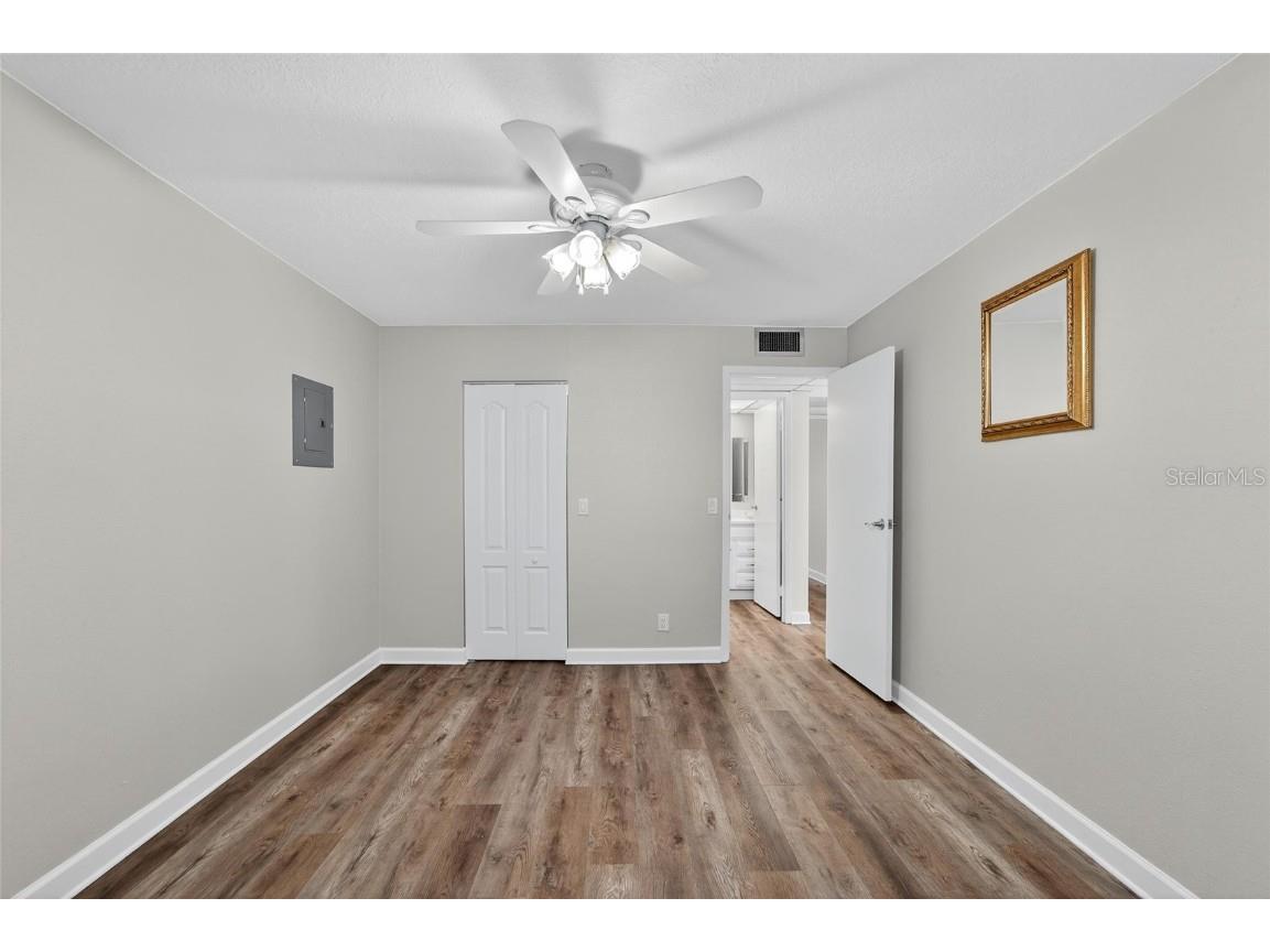 1802 Bedford Lane #12 Sun City Center FL 33573 TB8441767 image11