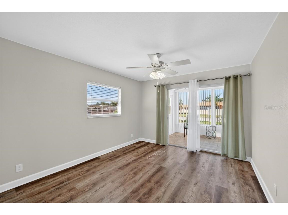 1802 Bedford Lane #12 Sun City Center FL 33573 TB8441767 image16