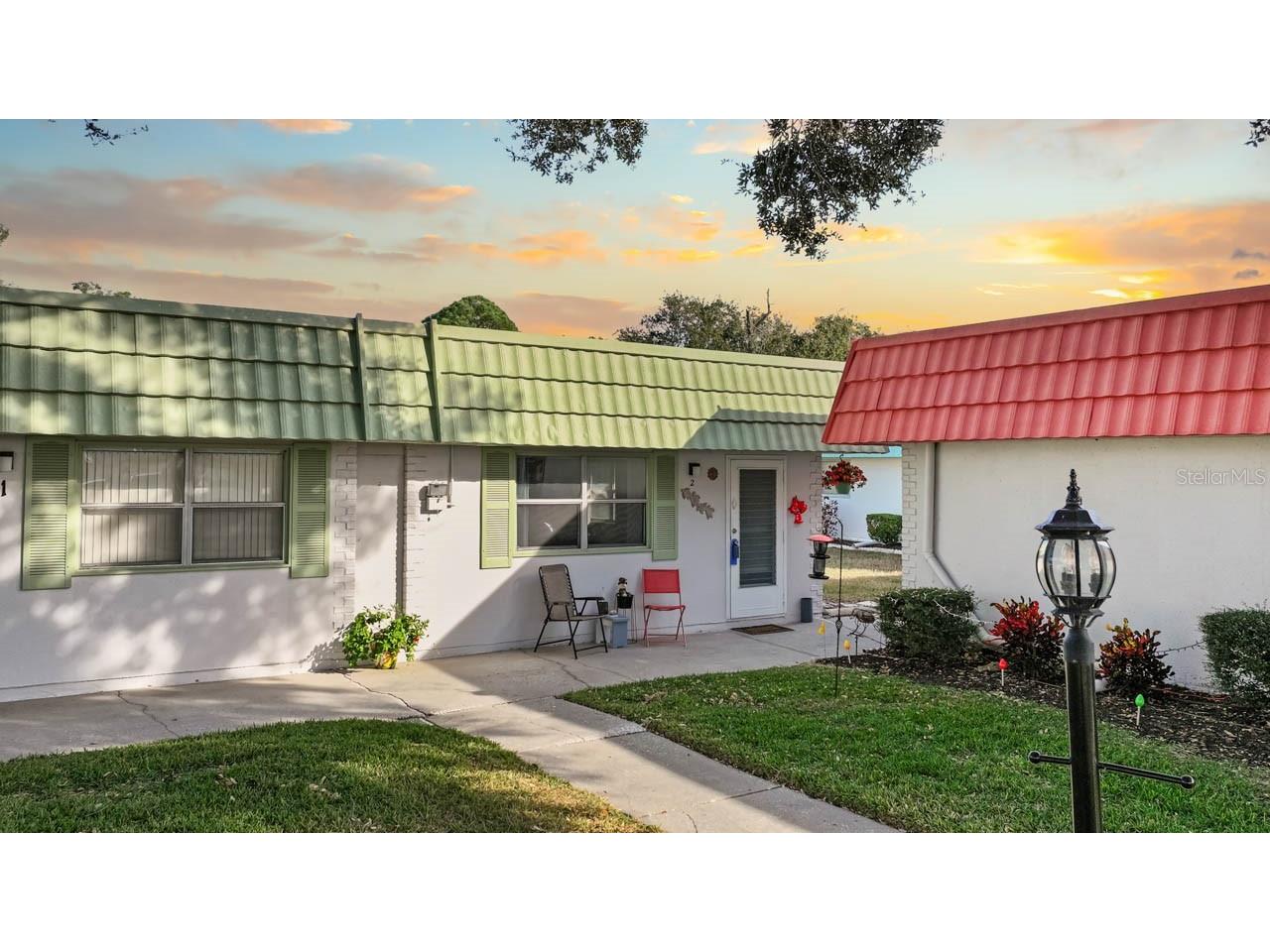 1802 Bedford Lane #2 Sun City Center FL 33573 TB8435389 image1