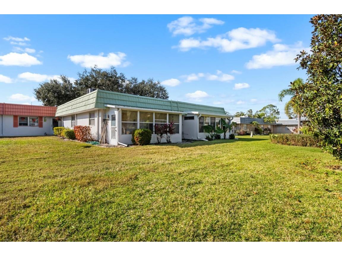 1802 Bedford Lane #2 Sun City Center FL 33573 TB8435389 image22