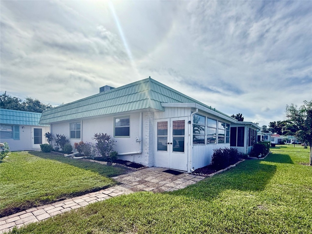 1802 Bedford Lane #7 Sun City Center FL 33573 TB8424879 image28