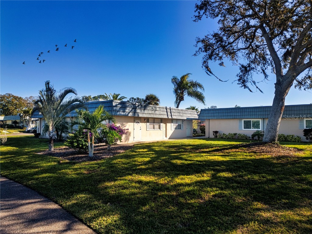 1802 Bedford Terrace #170 Sun City Center FL 33573 T3502775 image1