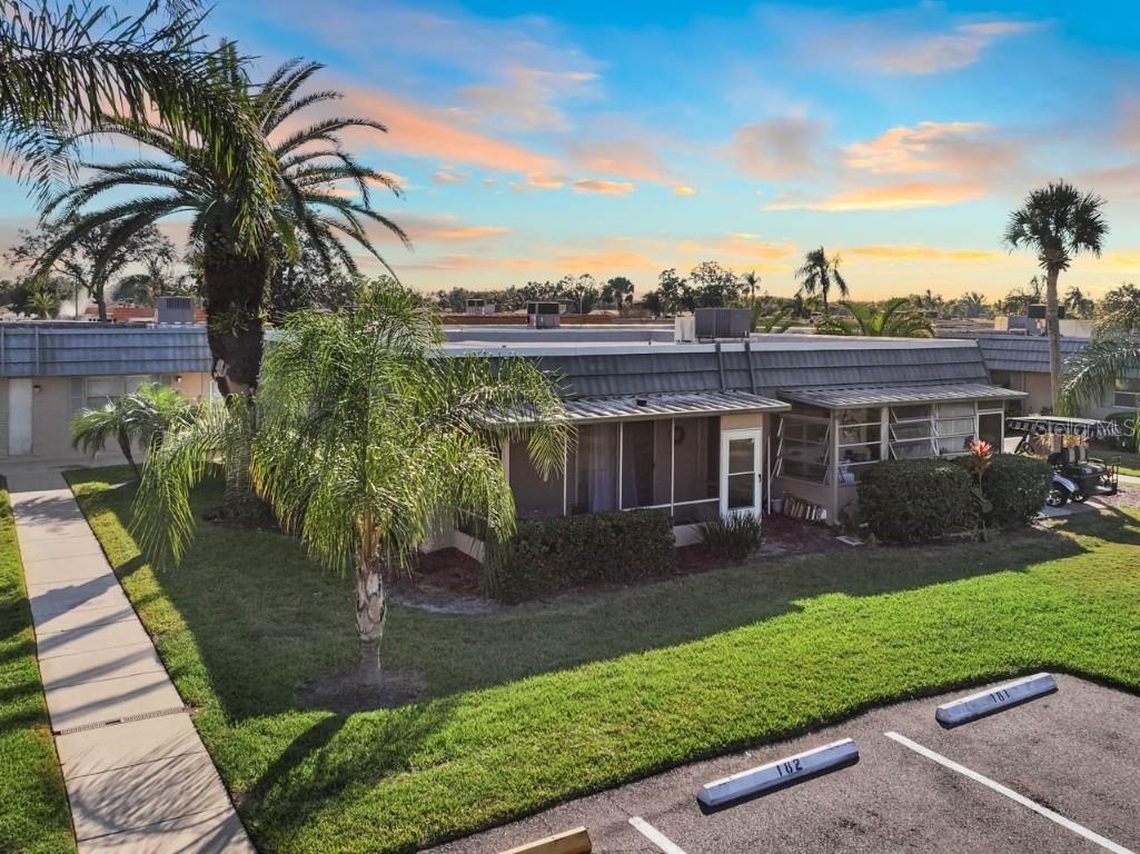 1802 Bedford Terrace #182 Sun City Center FL 33573 TB8448614 image1