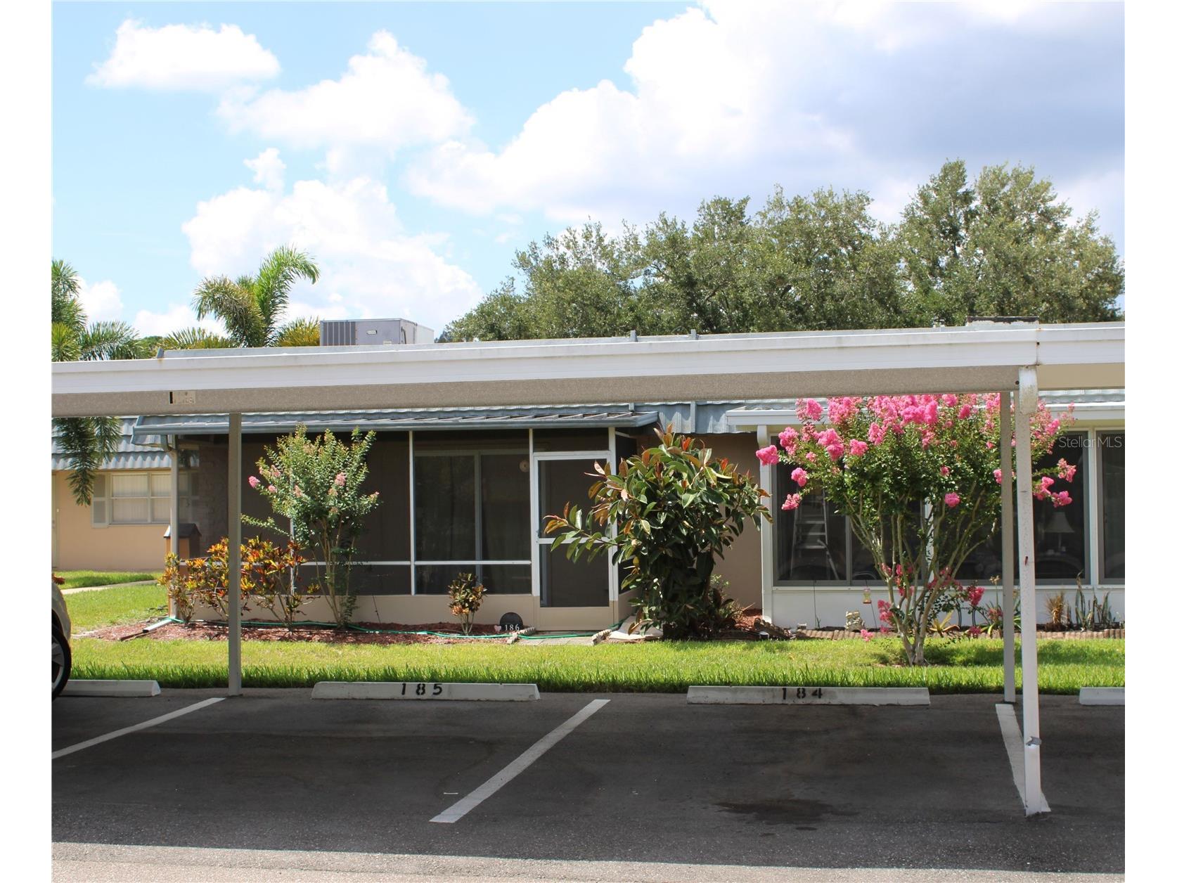 1802 Bedford Terrace #186 Sun City Center FL 33573 L4962723 image1