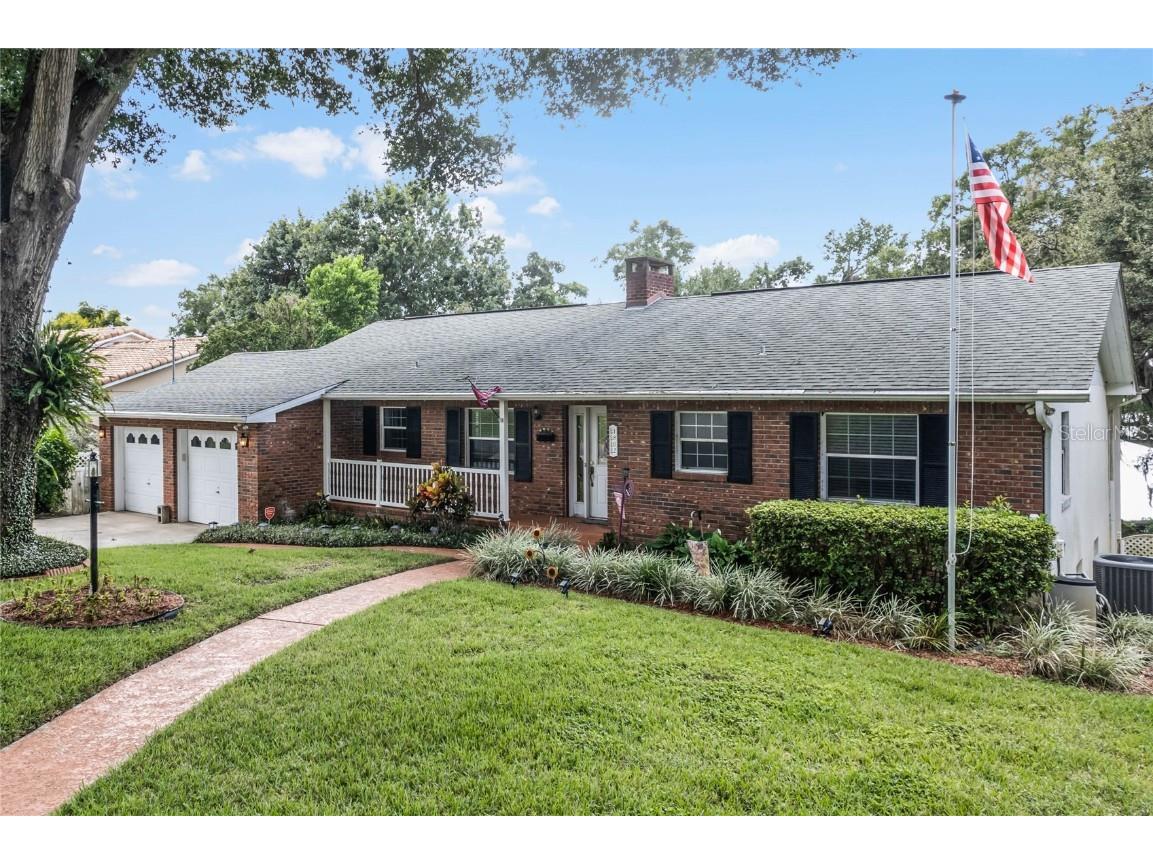 1802 Buena Vista Drive Eustis FL 32726 - West Crooked Lake G5074012 image1