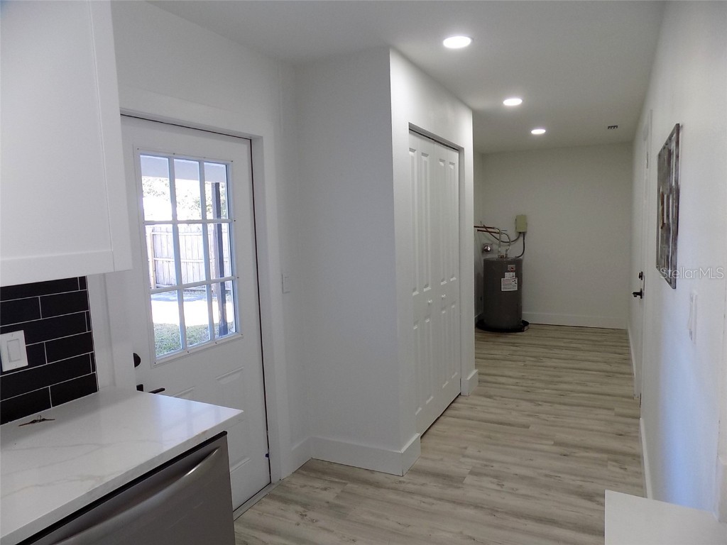 1802 Chinaberry Drive Oldsmar FL 34677 TB8439498 image8