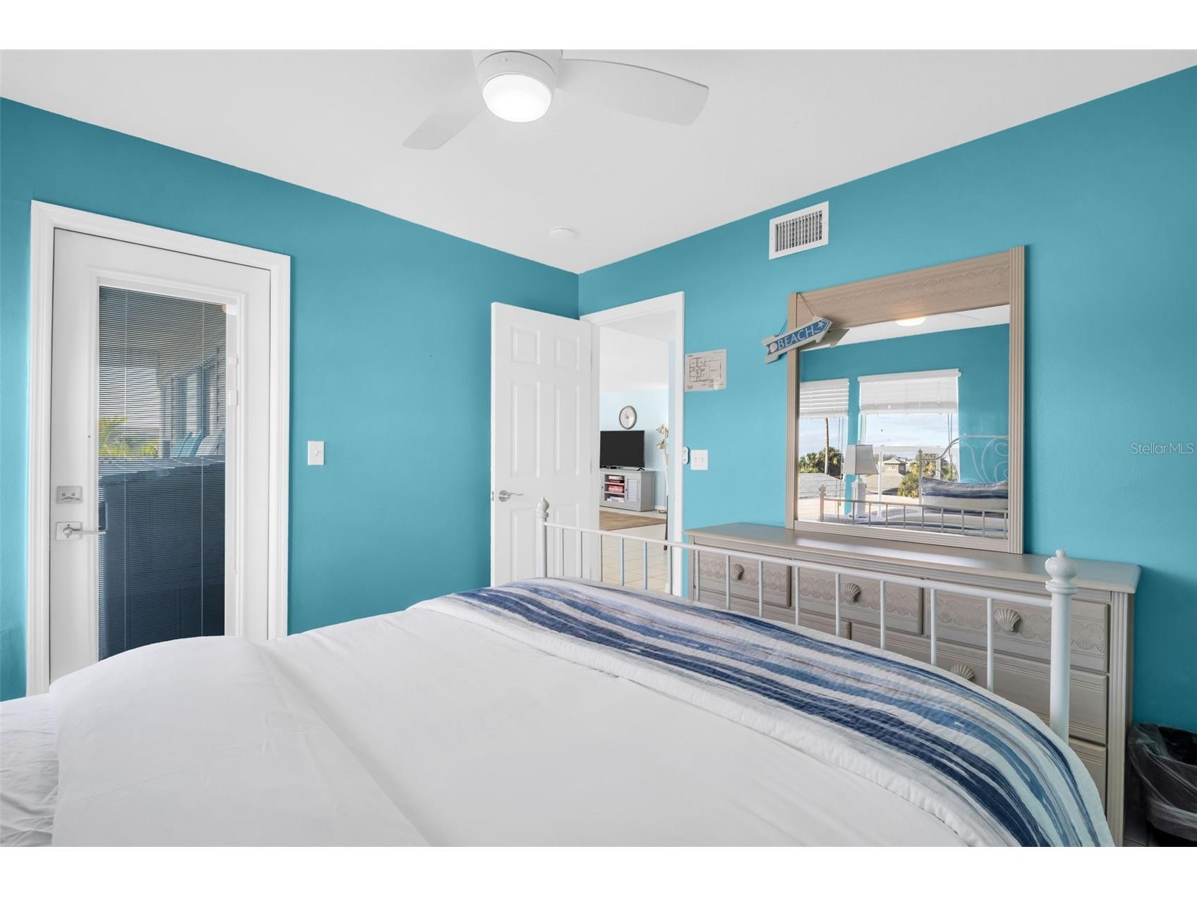 1802 Gulf Boulevard #12 Indian Rocks Beach FL 33785 TB8463721 image20