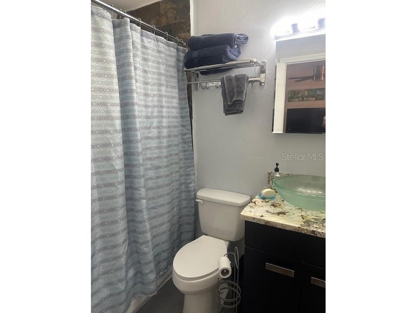1802 Lucerne Terrace Orlando FL 32806 O6404035 image5
